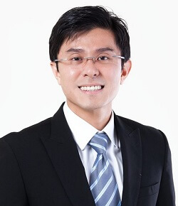 Dr. Derek Yong