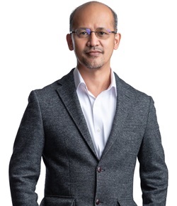 Dr. Suresh Subramaniam