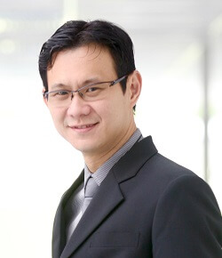 Dr. Yaw Chong Hwa