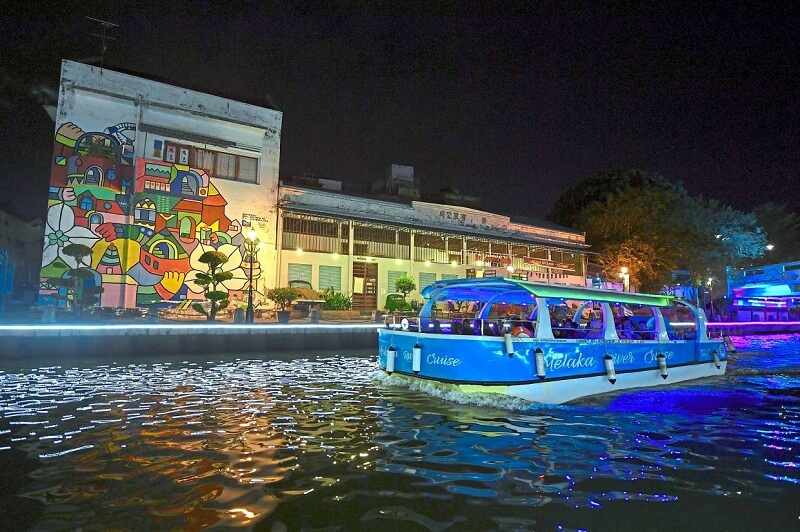 melaka river cruise time