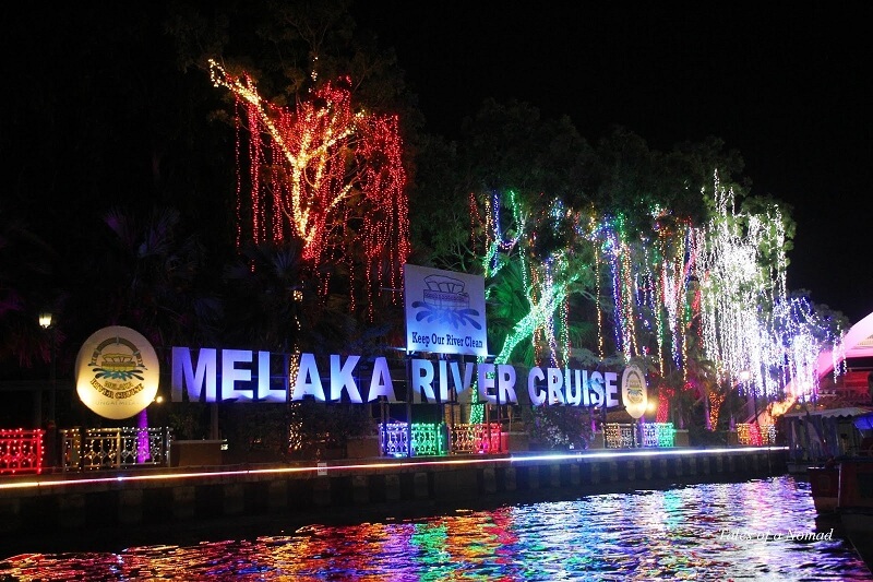 pengalaman naik river cruise melaka